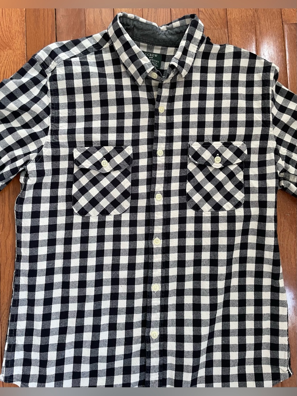 J.Crew Heavyweight Flannel Shirt L Black White Buffalo Check Button 100% cotton - Picture 2 of 6